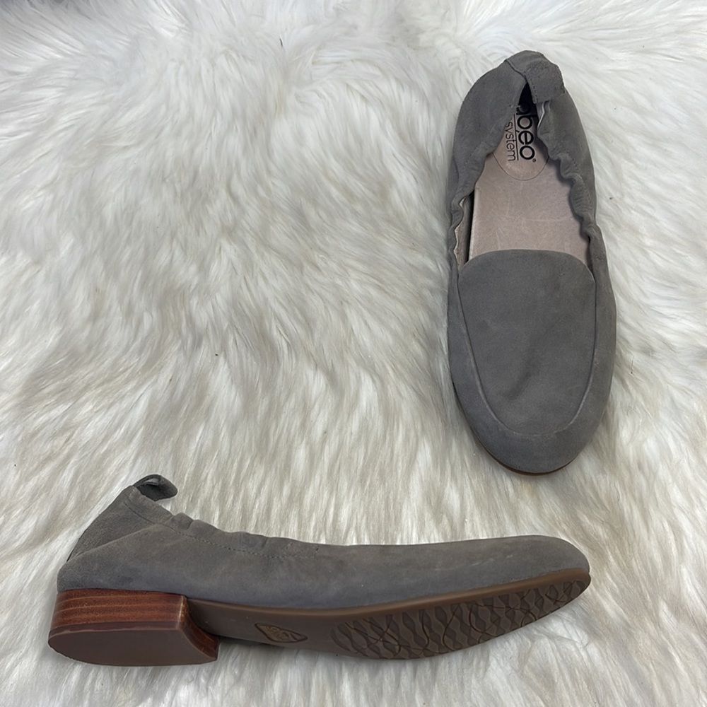 Abeo BioSystem Jean Grey Suede Loafer Flats Sz 7 NARROW‎ WIDTH